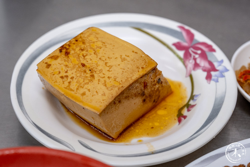嘉義西區美食|蕭老師火雞肉飯|火雞肉飯.雞片飯都好吃!內用外帶都超多人~(菜單價格.交通停車)
