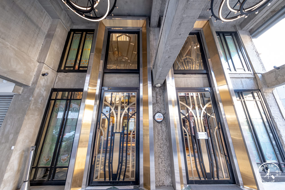 台中中區住宿|藍天飯店Blue Sky Hotel－華麗復古風承自1969年 (附早餐.評價.訂房.停車.交通)