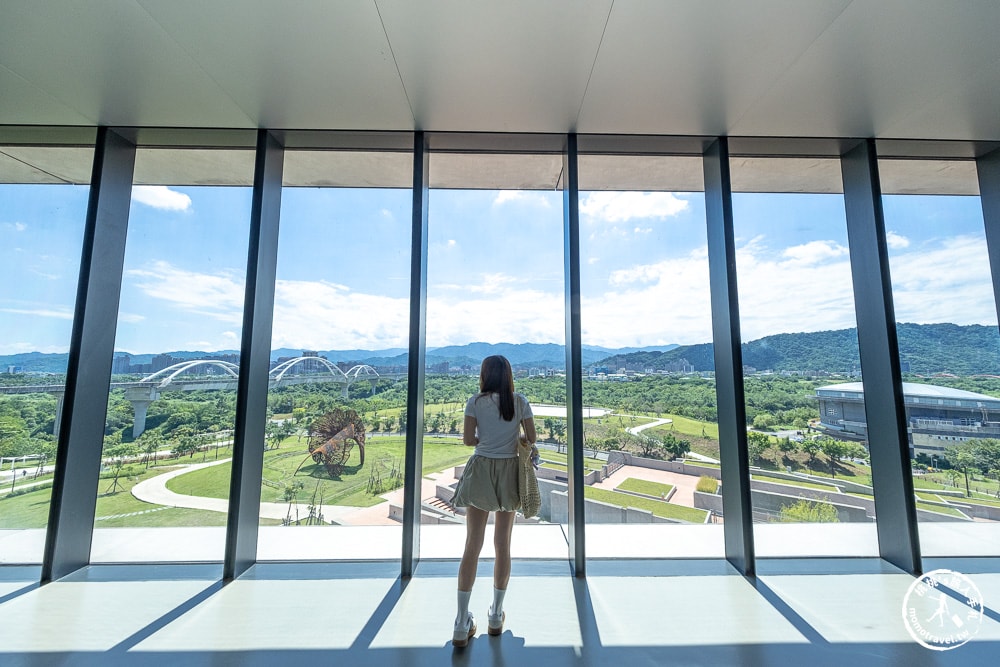 2025新美委製「楊嘉輝:展亭」.新北市美術館|跟著《新北市藝遊》感受科技與想像的沈浸式觀展體驗 2025新美委製「楊嘉輝:展亭」.新北市美術館|跟著《新北市藝遊》感受科技與想像的沈浸式觀展體驗