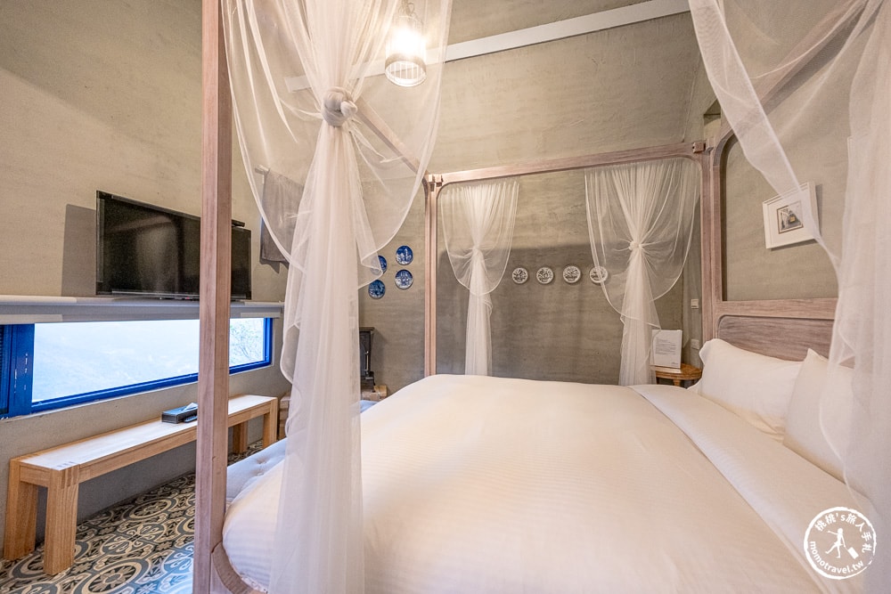 南投清境住宿|麋鹿遇見松鼠-發現山中的精靈小屋|房內有景觀陽台(房型價格.入住心得)