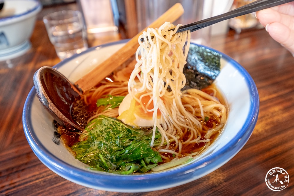 東京原宿美食|AFURI阿夫利原宿店-清爽系柚子鹽拉麵-竹下通.明治神宮周邊推薦(菜單價格、食記評價)