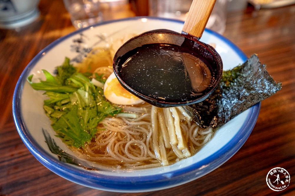 東京原宿美食|AFURI阿夫利原宿店-清爽系柚子鹽拉麵-竹下通.明治神宮周邊推薦(菜單價格、食記評價)