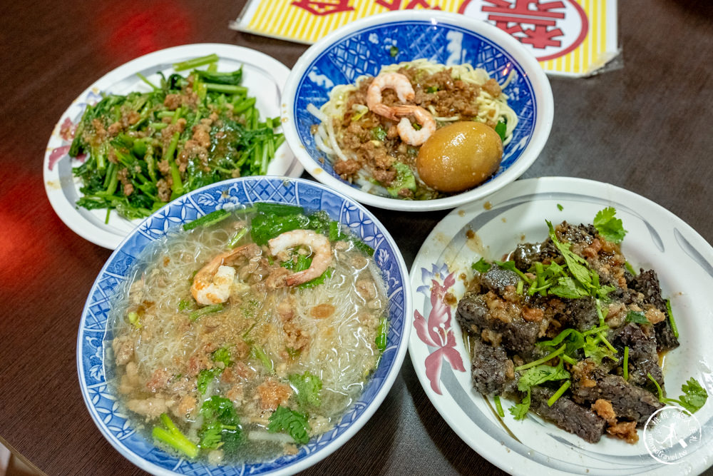 台南中西區美食|小公園擔仔麵|70年西門圓環老店|台南米其林必比登推薦(菜單價格.營業時間)