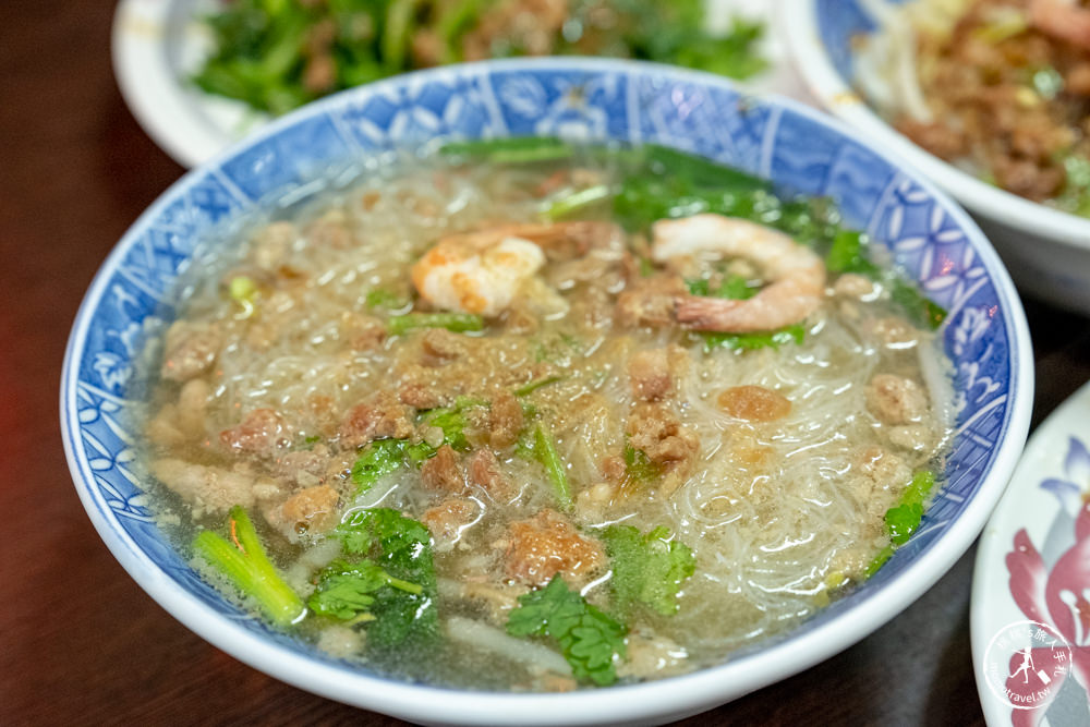 台南中西區美食|小公園擔仔麵|70年西門圓環老店|台南米其林必比登推薦(菜單價格.營業時間)