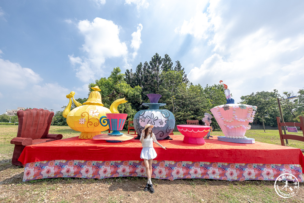 走進嘉義的愛麗絲夢境！2025光織影舞 光影藝術展，一場光影與童心的奇幻之旅