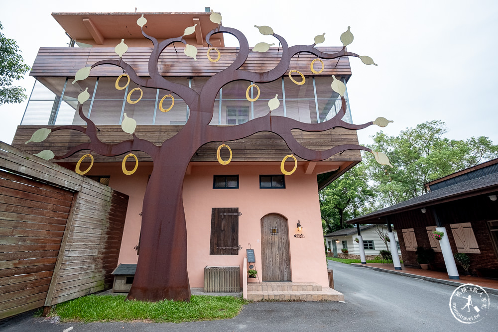 橘之鄉蜜餞形象館(免門票)－宜蘭金棗DIY觀光工廠、玩拍巨人桌椅 有吃又有拿！