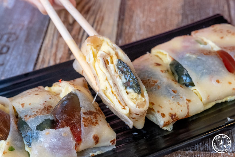 台南中西區美食|吐司吐司早餐專賣店|必吃推薦薯泥起司蛋餅&皮蛋辣菜脯蛋餅(菜單價格.營業時間)