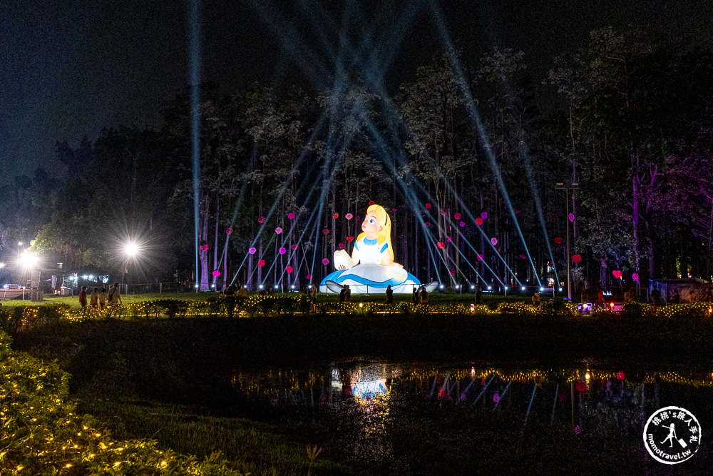 走進嘉義的愛麗絲夢境！2025光織影舞 光影藝術展，一場光影與童心的奇幻之旅
