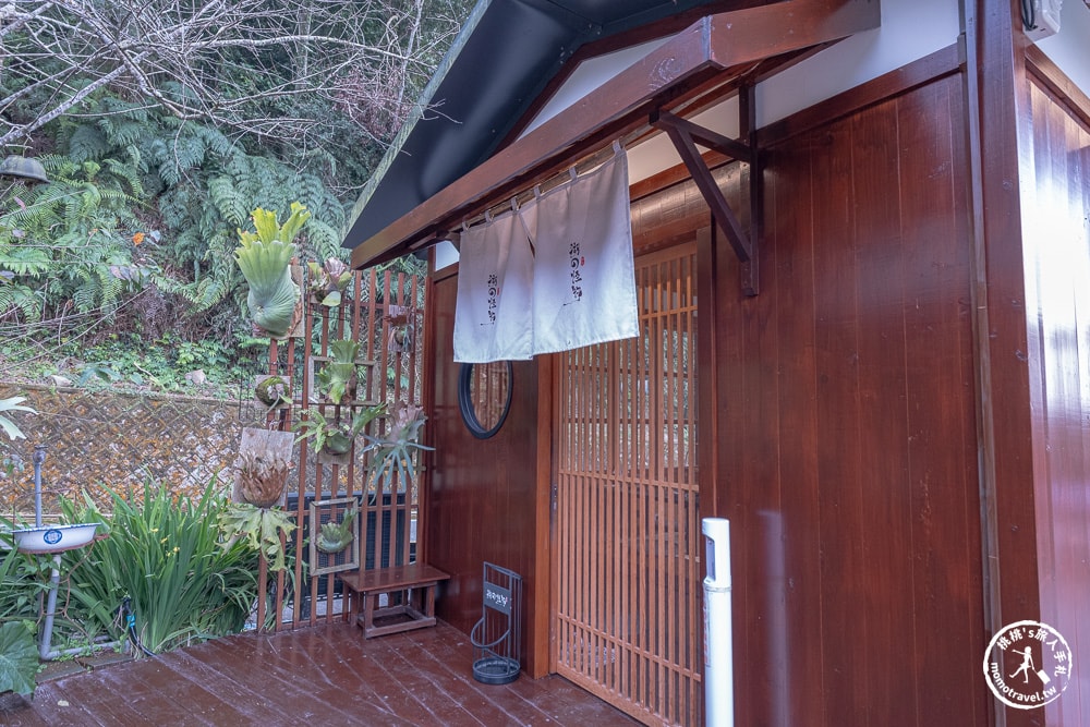 南投魚池美食|日月潭 湖の怪物咖啡|發現隱藏版日式+紅龜粿特色點心 (菜單價格.營業時間)