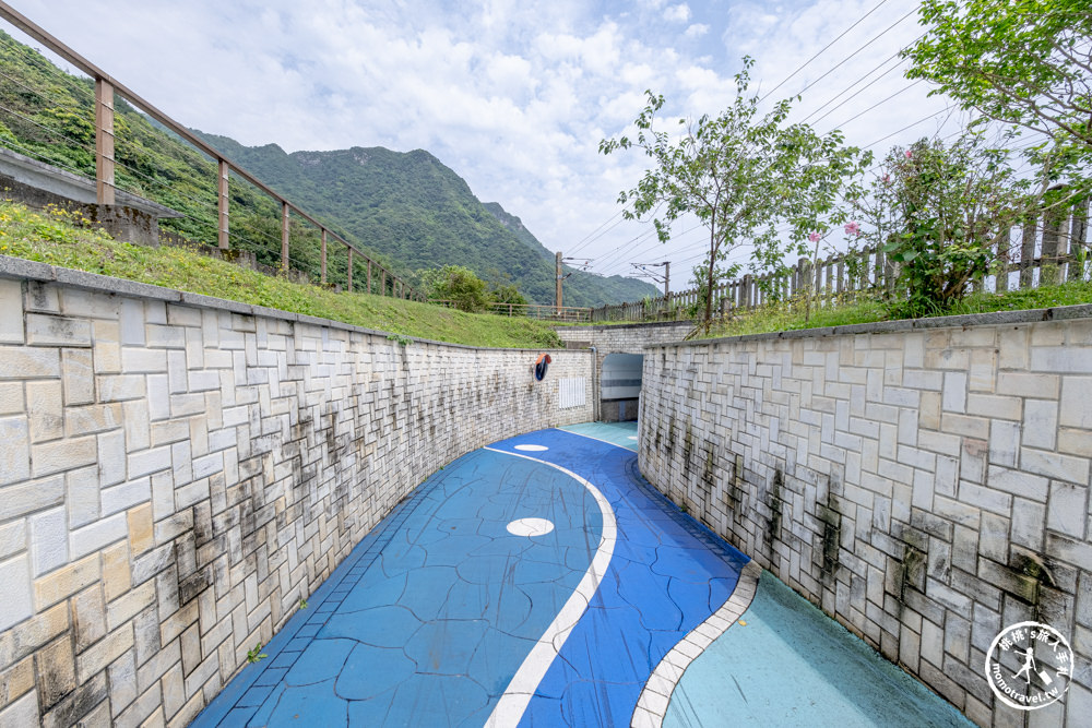 宜蘭頭城美食|九號咖啡石城館-預約訂位專屬2樓落地窗海景座位區(菜單價格.低消.交通停車)