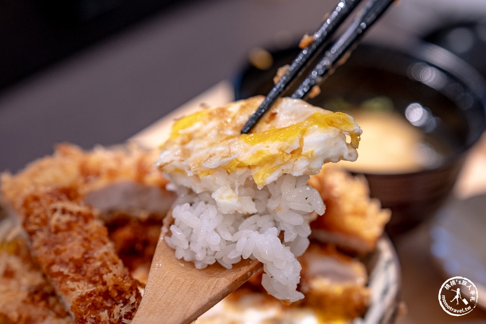 新北板橋美食|KATSU鑫 熟成豬排蓋飯 板橋店|推薦選半熟蛋拌飯才對味(菜單價格.營業時間)