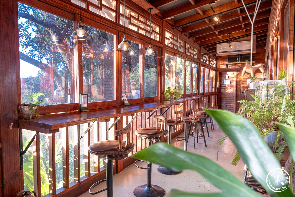 桃園龜山美食|霖咖啡lincafe'森林系景觀咖啡廳推薦-遠離喧囂的午後氮氣咖啡時光(營業時間.菜單價格)