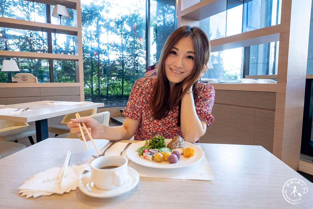 宜蘭羅東住宿》村却國際溫泉酒店│宜蘭一泊二食獨享百萬夜景.溫泉.泳池.星空酒吧-超高評價推薦