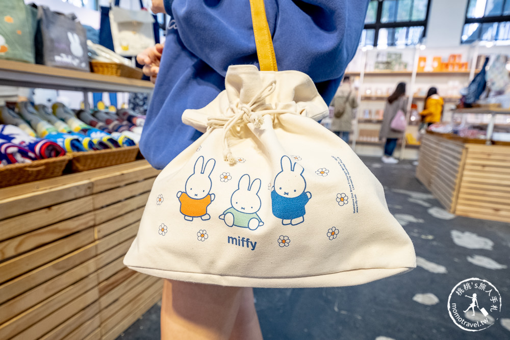 快閃店》Miffy米飛兔期間限定店(免門票)│比人高可愛米飛兔站門口迎接大家(展期.看點.商品價格)