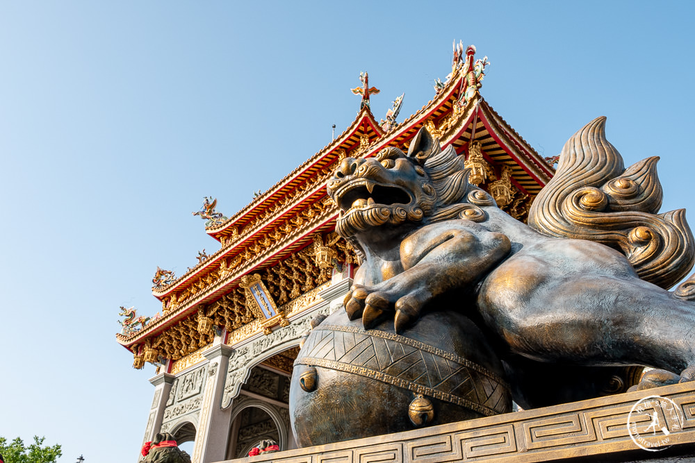 新北林口|竹林山觀音寺櫻花景點|在華麗廟宇建築與庭園中漫步賞櫻|很靈驗香火鼎盛