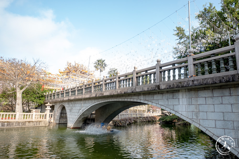新北林口|竹林山觀音寺櫻花景點|在華麗廟宇建築與庭園中漫步賞櫻|很靈驗香火鼎盛