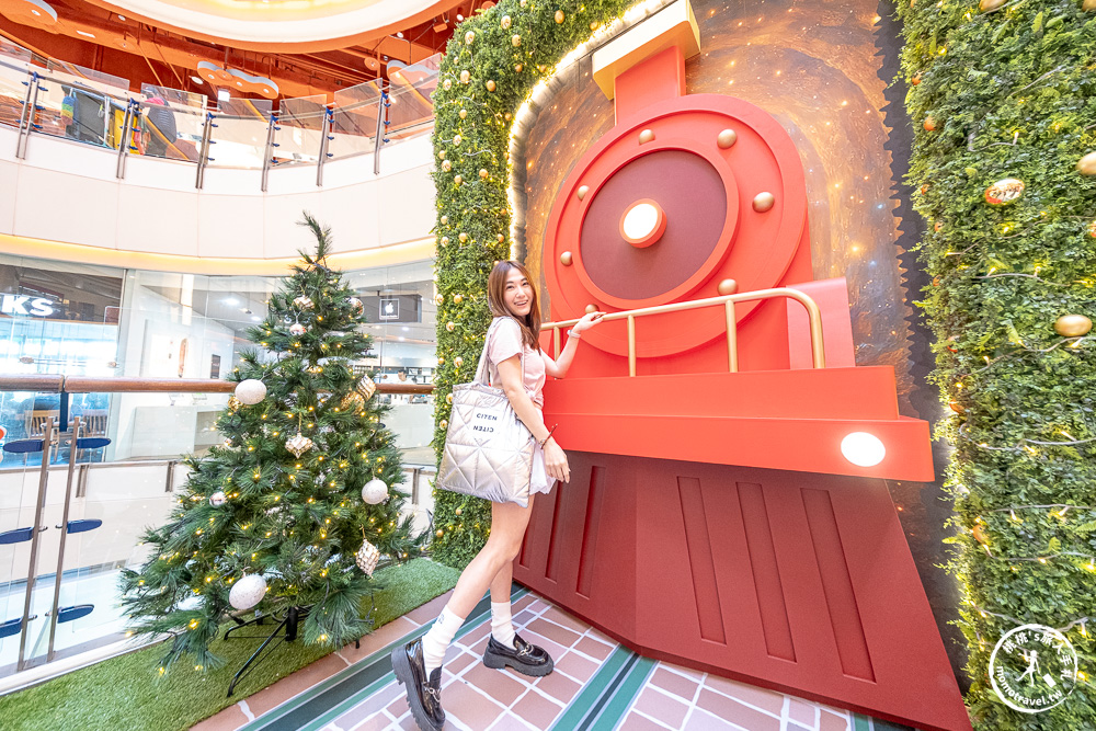 不知道去哪，那就去大江！桃園最好逛的商場，2025年最具話題的年輕人一條街！全桃最美打卡mall 室內聖誕車站、聖誕市集 就在大江購物中心！