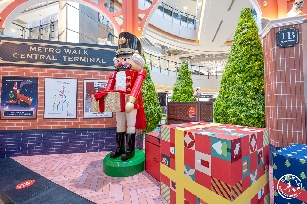 不知道去哪，那就去大江！桃園最好逛的商場，2025年最具話題的年輕人一條街！全桃最美打卡mall 室內聖誕車站、聖誕市集 就在大江購物中心！