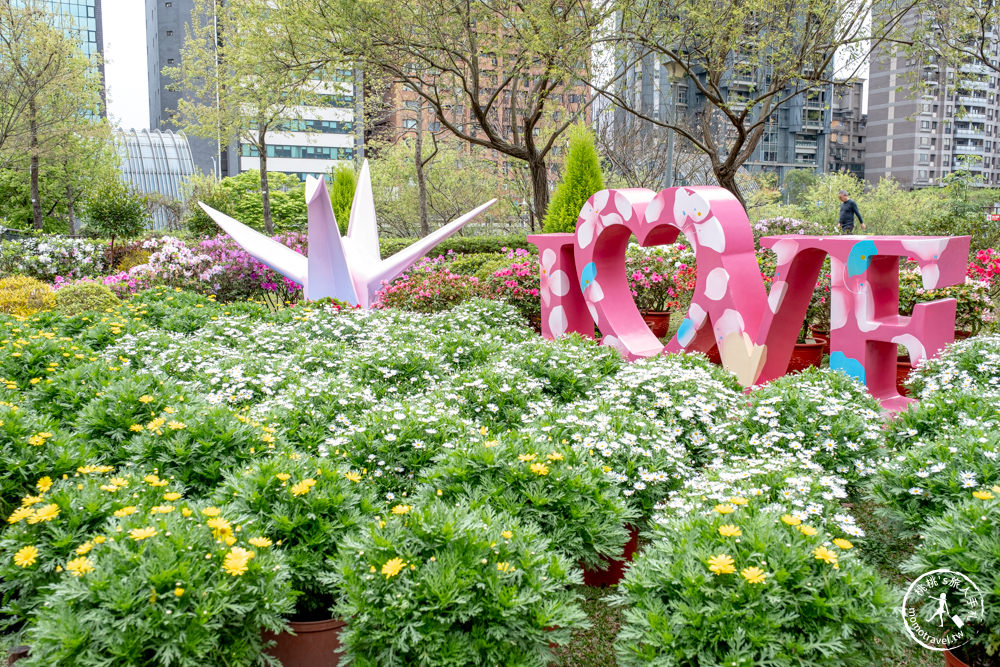 台北大安景點|大安森林公園杜鵑花季|市區賞花推薦景點.搭捷運就能到.最新花況.活動時間介紹