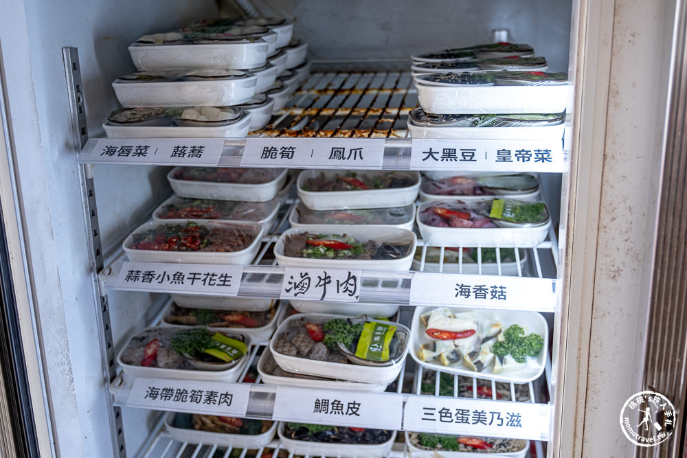 花蓮鳳林美食|孫叔叔牛骨牛肉麵|清爽頭頭肉大塊.加碼推薦滷肉飯(菜單價格.營業時間)