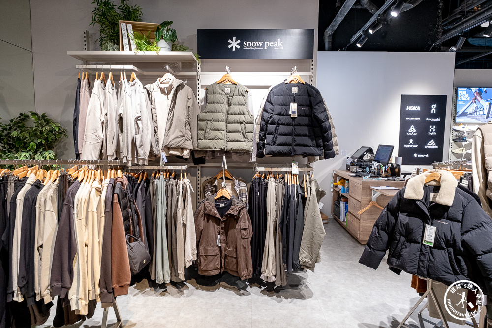 不知道去哪，那就去大江！桃園最好逛的商場，2025年最具話題的年輕人一條街！全桃最美打卡mall 室內聖誕車站、聖誕市集 就在大江購物中心！