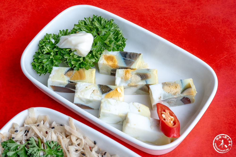 花蓮鳳林美食|孫叔叔牛骨牛肉麵|清爽頭頭肉大塊.加碼推薦滷肉飯(菜單價格.營業時間)