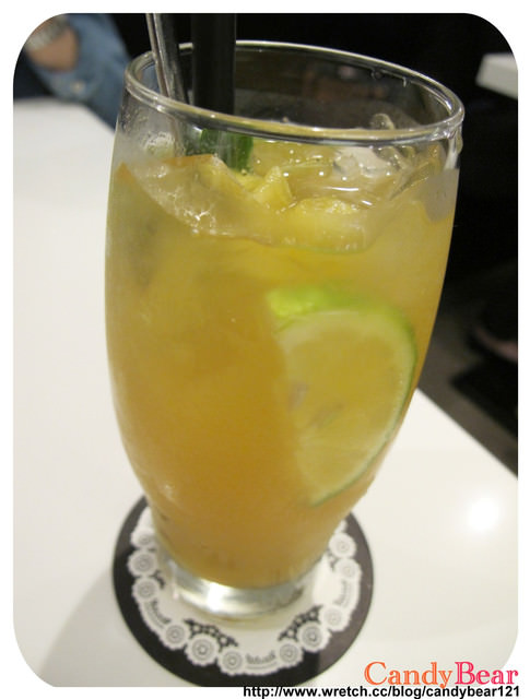 台北》蜜糖吐司專賣店 Dazzling Cafe 桃桃跟薇琪的甜蜜約會