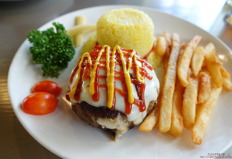 台中美食》LV5.5新世界樂園│用餐氣氛愉快的航海王主題餐廳